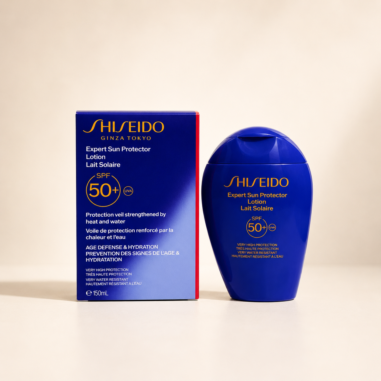 لوسیون ضد آفتاب شیسیدو Expert Sun Protector Lotion SPF50+ | حجم 150 میلی‌لیتر  Shiseido Expert Sun Protector Lotion SPF50+ یک ضد آفتاب حرفه‌ای و پرفروش از برند لوکس شیسیدو است که با محافظت بسیار بالا در برابر اشعه‌های UVA و UVB، از پوست در برابر آفتاب، پیری زودرس و آسیب‌های محیطی محافظت می‌کند. این لوسیون با فناوری اختصاصی SynchroShield™، هنگام تماس با گرما و آب، لایه محافظ خود را تقویت کرده و عملکرد مؤثرتری ارائه می‌دهد.  فرمول سبک و زودجذب این محصول بدون ایجاد حس چربی یا سنگینی روی پوست پخش می‌شود و برای استفاده روزانه، فعالیت‌های ورزشی و شنا گزینه‌ای ایده‌آل است.
