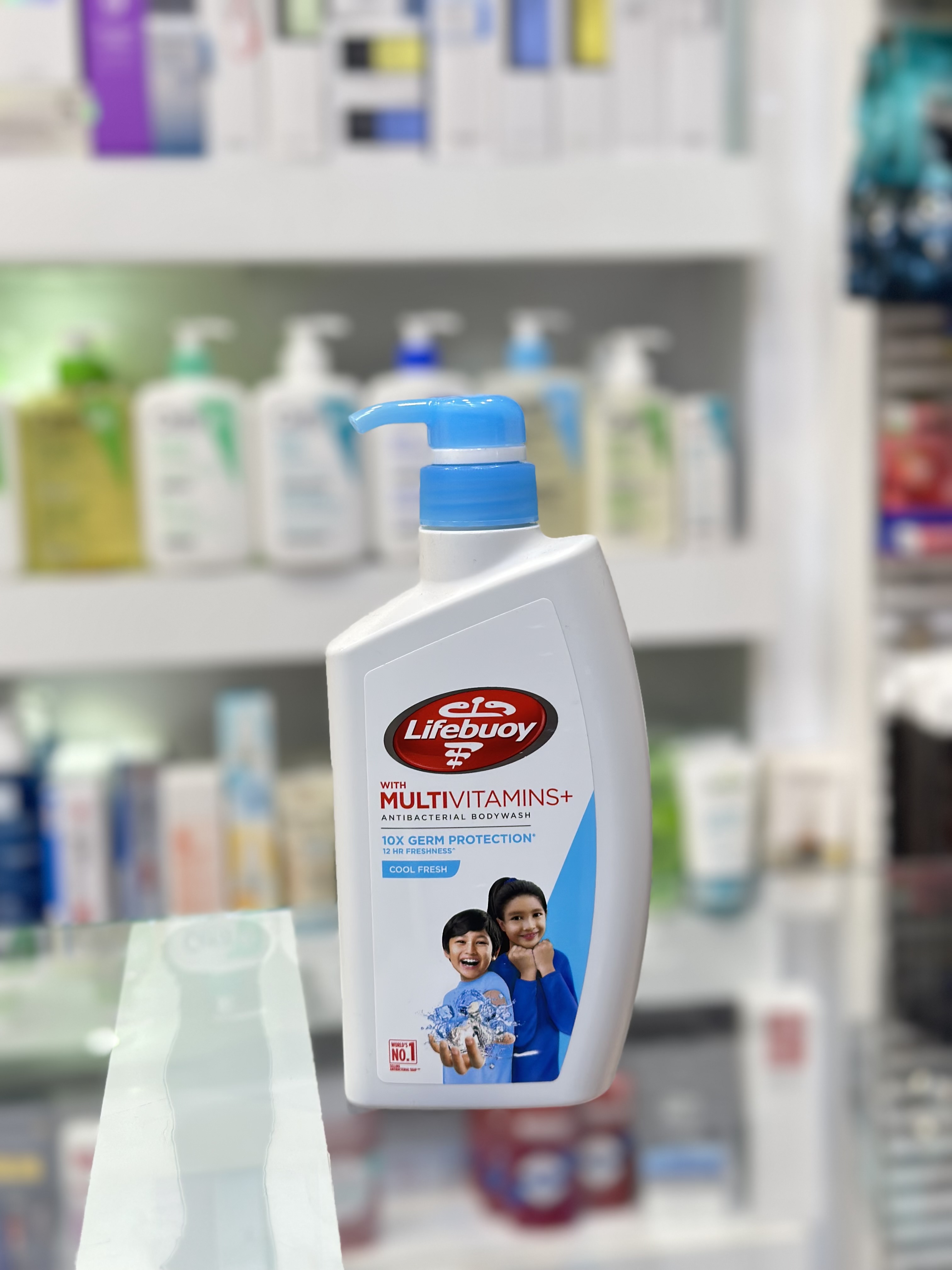 شامپو بدن آنتی‌باکتریال لایف‌بوی مدل Cool Fresh حاوی مولتی‌ویتامین – حجم ۵۰۰ میلی‌لیتر