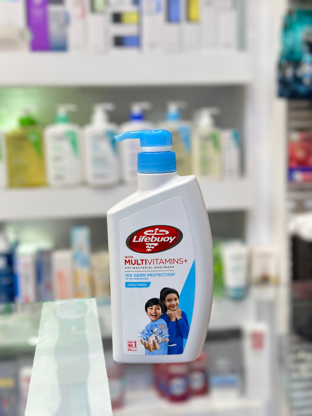 شامپو بدن آنتیباکتریال لایفبوی مدل Cool Fresh حاوی مولتیویتامین – حجم ۵۰۰ میلیلیتر